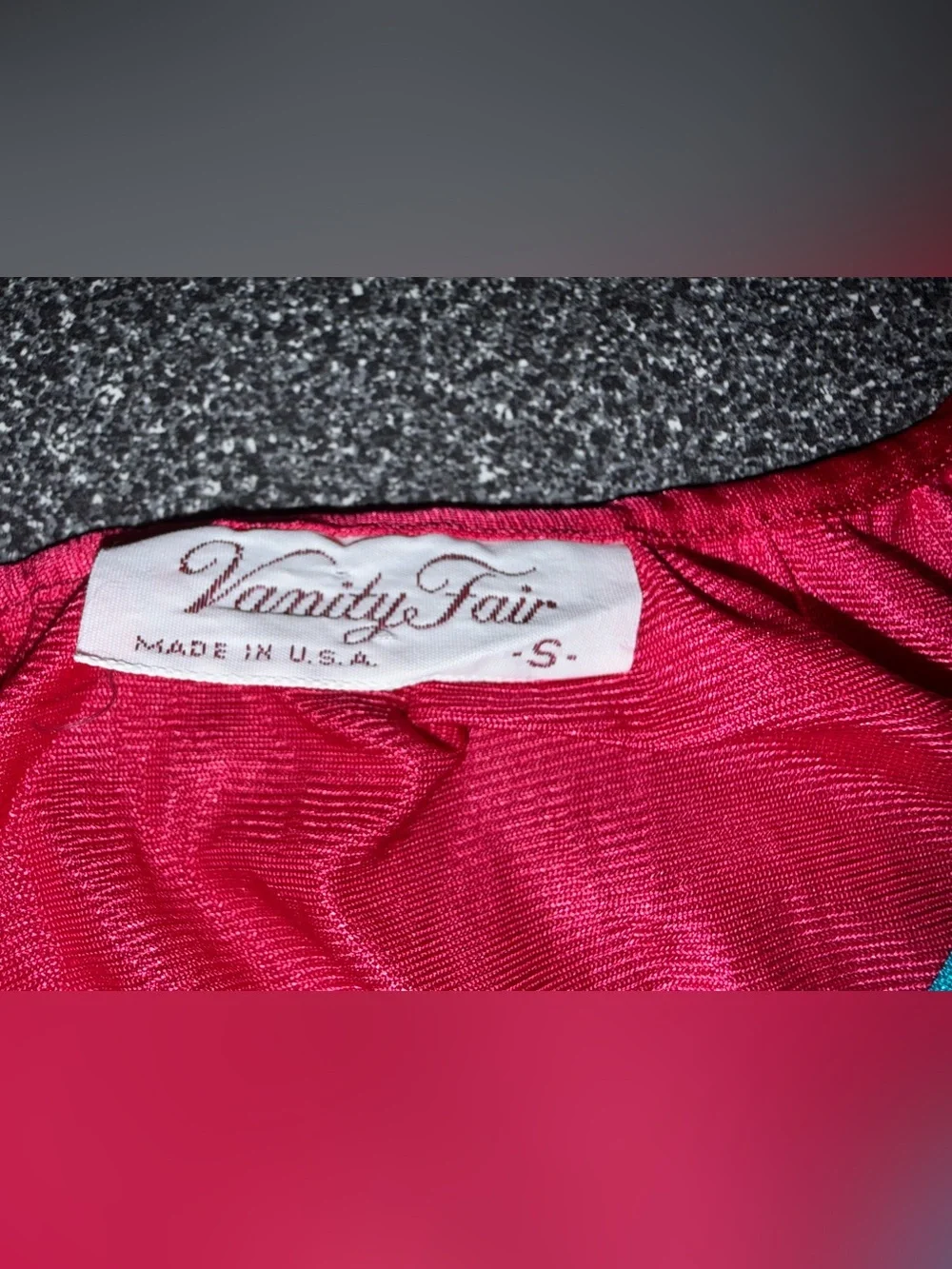 Vanity Fair Vtg Pink/Teal Satin Button Front PJ Robe and Nightgown‎ Size Small